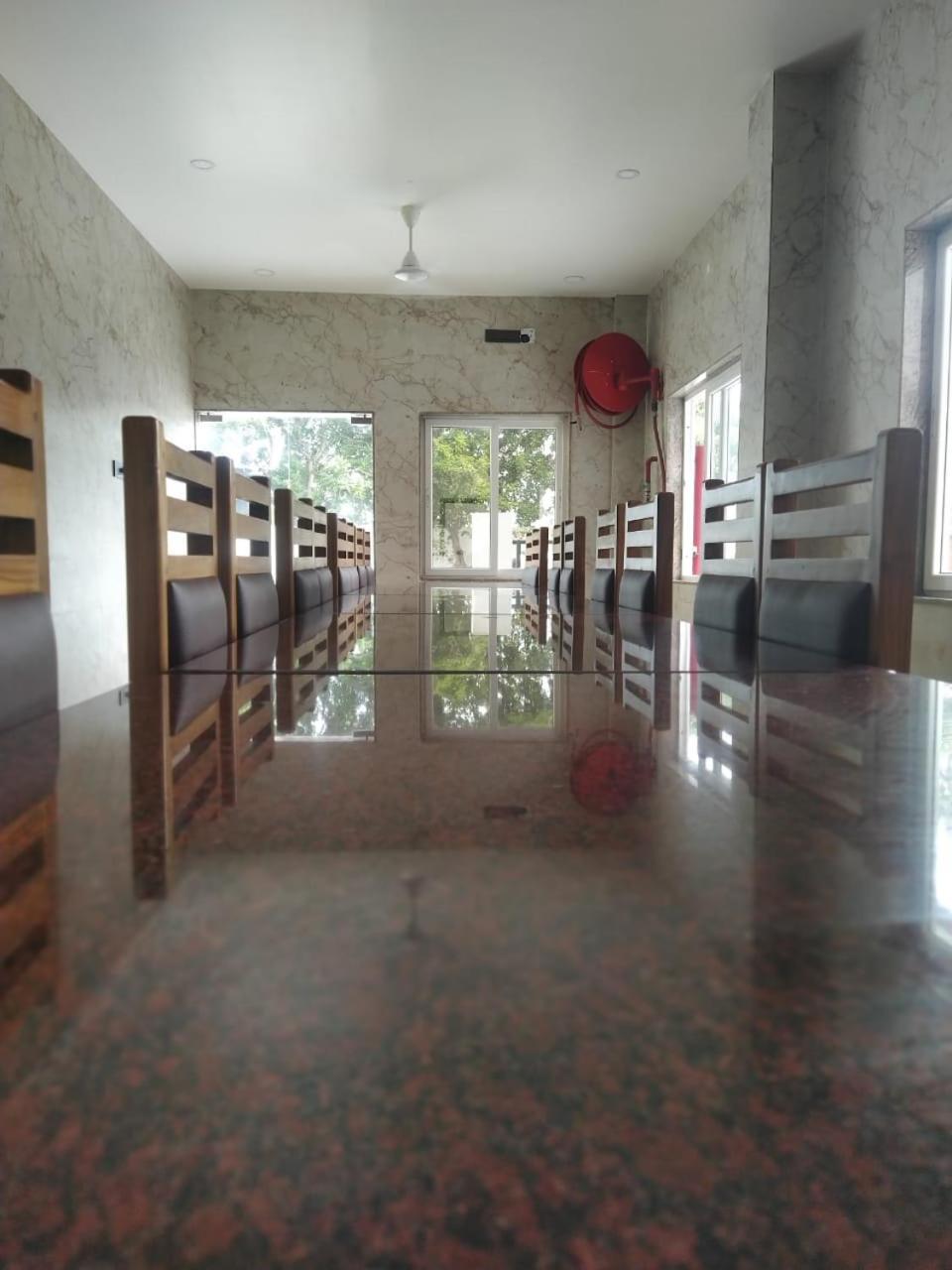 קניאקומרי Ramraj Resort מראה חיצוני תמונה