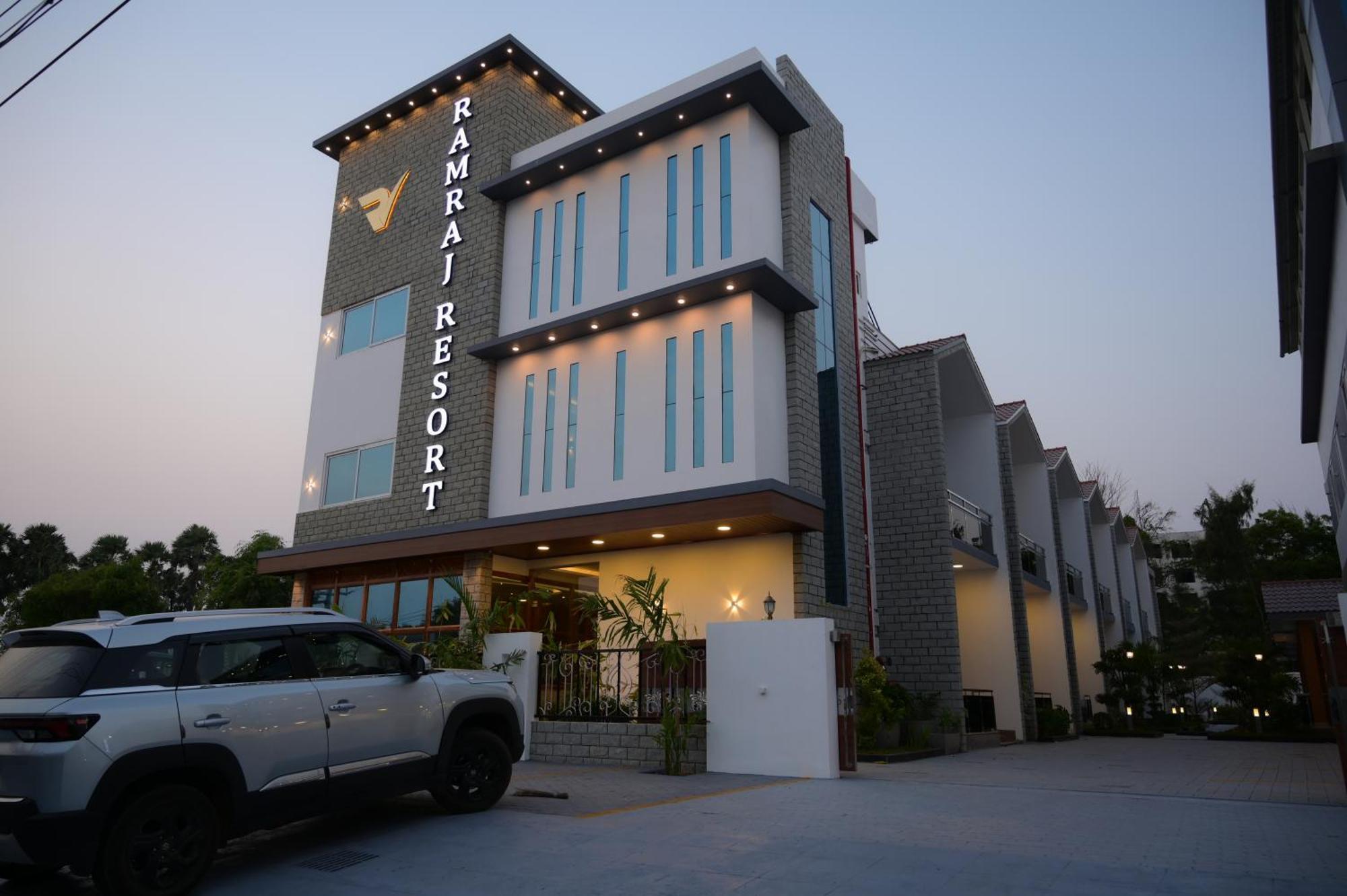 קניאקומרי Ramraj Resort מראה חיצוני תמונה